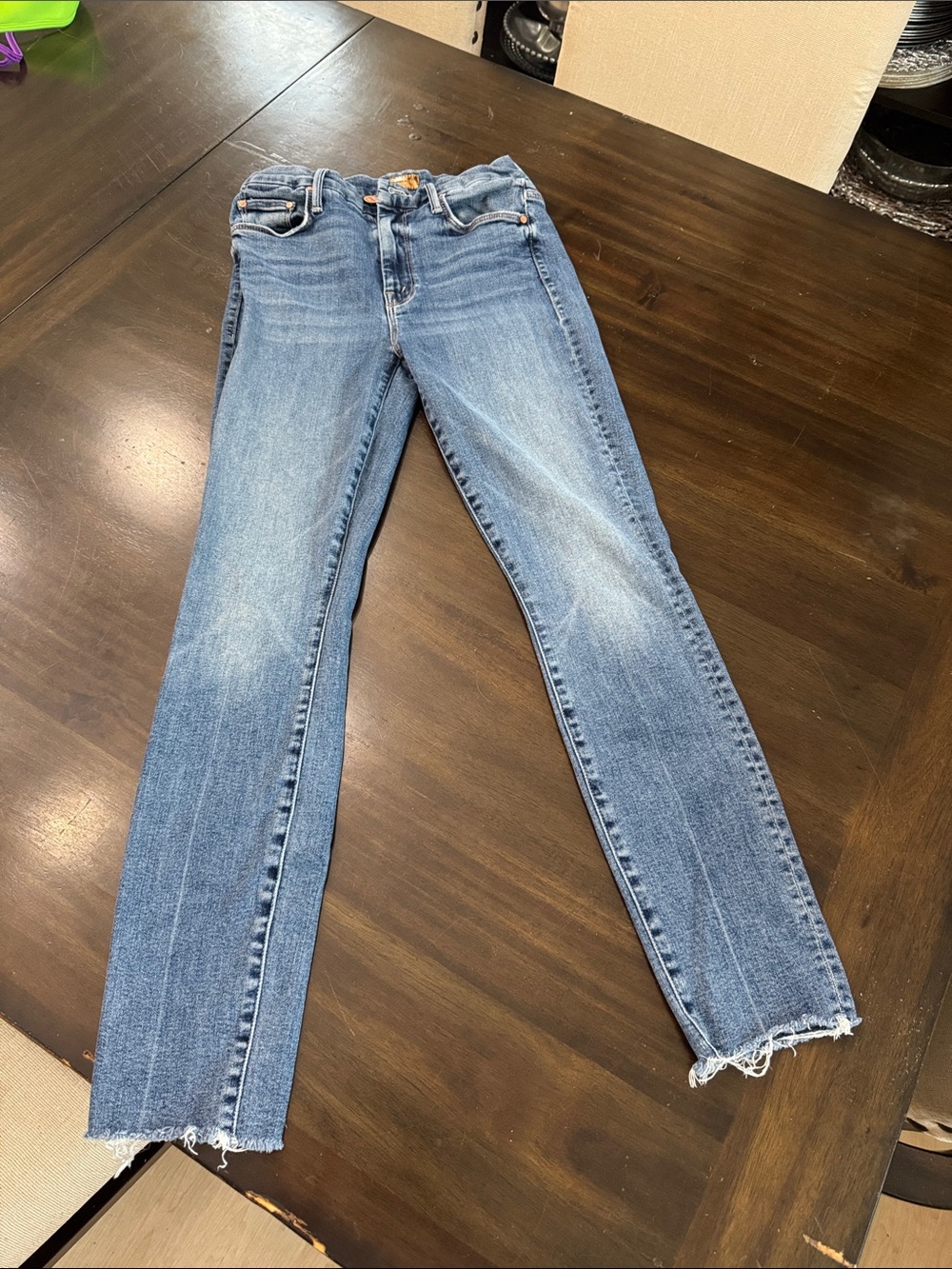 Women’s Light Wash Blue Skinny Jeans
